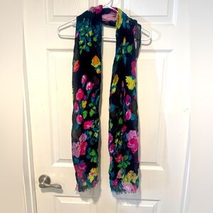 VERA BRADLEY NWT Floral Scarf *read full description*